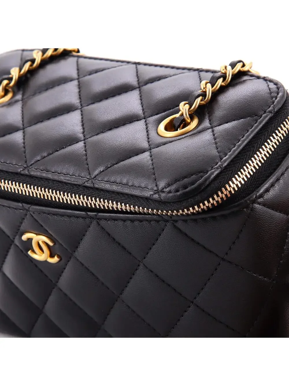 Chanel Pearl Crush Vanity Case With #301632C37B